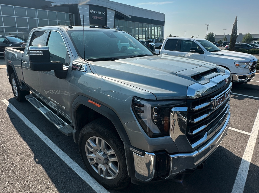 Front-side view of a GMC Sierra HD pickup with Pro Safety Plus parked at Crain Buick GMC in Conway, Arkansas